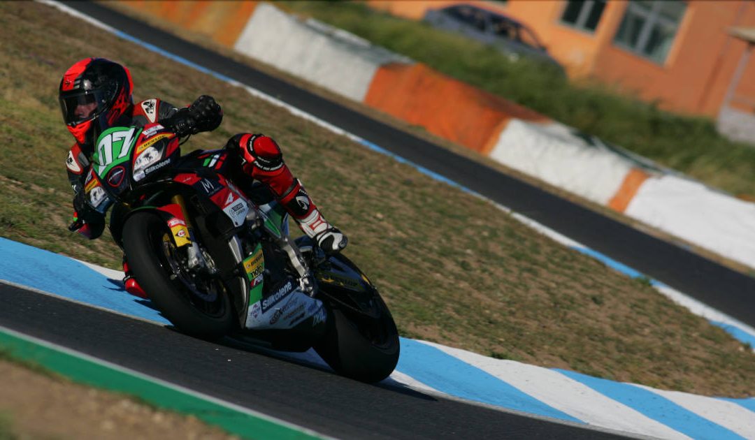 Ronda 3 dos Troféus de Naked Bikes no regresso ao CNV Moto e ao vento do Estoril!